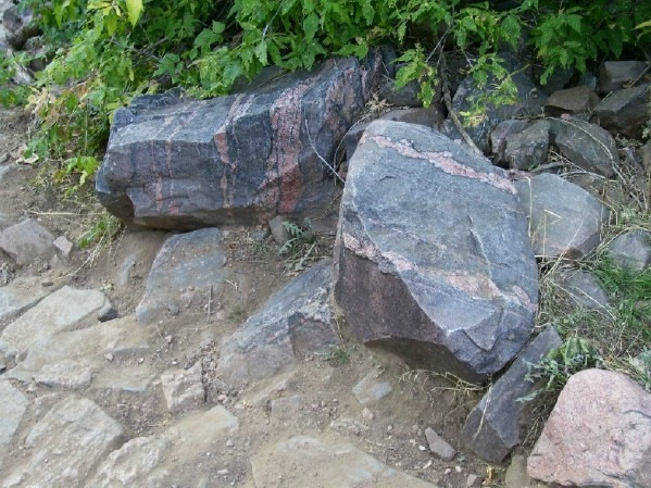 Banded gneiss along the Apex Trail