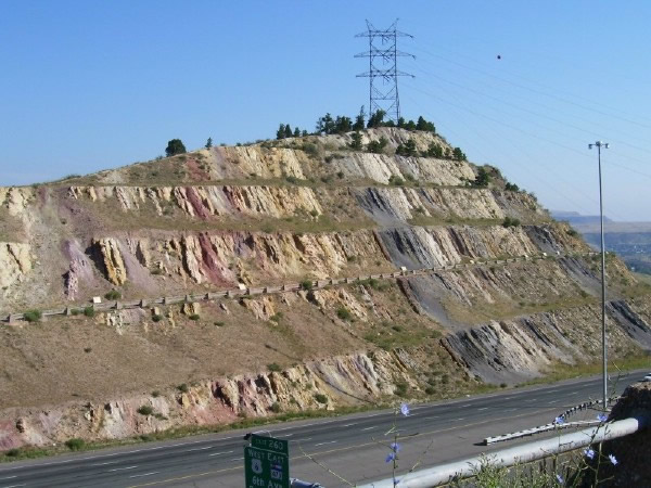 Morrison Formation - Maroon and grey-green claystones and mudstones, and red sandstones Morrison Formation - Maroon and grey-green claystones and mudstones, and red sandstones